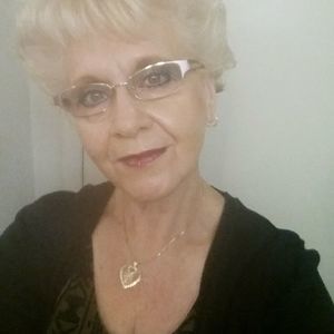 Meet your Posher, Beverly